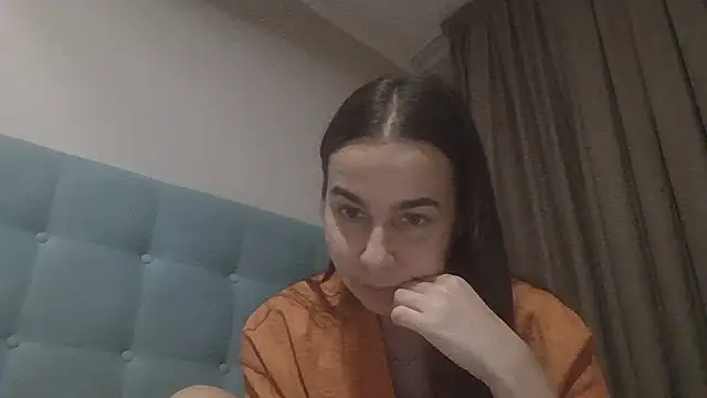 Snapshot of Vanelleda chatting on 07/28/26, 07:39 Vanelleda online show from 07/28/26, 07:39