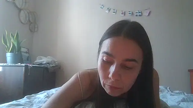 Snapshot of Vanelleda chatting on 08/07/26, 12:18 Vanelleda online show from 08/07/26, 12:18