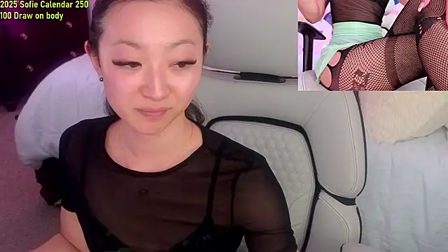 MySweetSofie online show from 02/19/25, 01:40