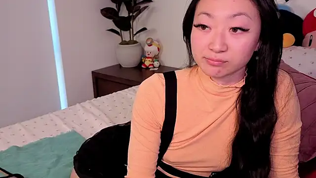 MySweetSofie online show from 10/19/25, 06:19