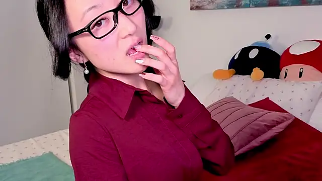 MySweetSofie online show from 10/26/25, 03:56