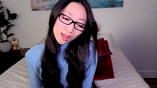 MySweetSofie online show from 10/26/25, 08:15