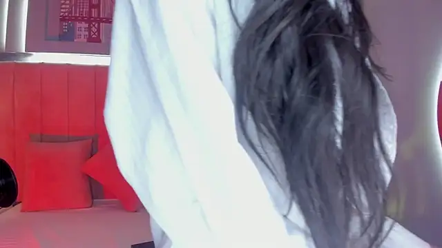 Snapshot of shelley-fox chatting on 07/31/26, 07:24 shelley-fox online show from 07/31/26, 07:24
