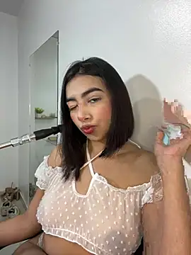 Snapshot of cherry_skinnyy_ chatting on 08/03/26, 02:54 cherry skinnyy online show from 08/03/26, 02:54