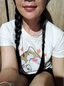 Snapshot of Myy_sexy chatting on 08/02/26, 04:38 Myy sexy online show from 08/02/26, 04:38