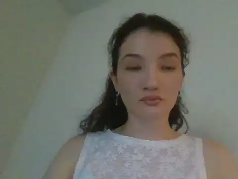 Calenyagi online show from 06/25/26, 07:35