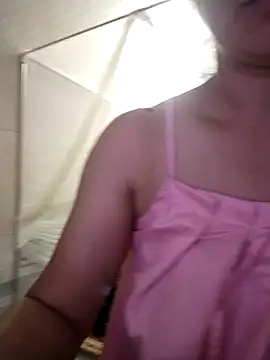 Snapshot of Rri_hot chatting on 07/13/26, 01:36 Rri hot online show from 07/13/26, 01:36