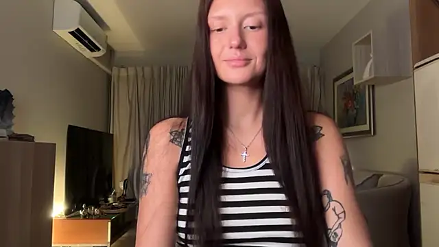 katiecatt online show from 06/20/26, 04:32