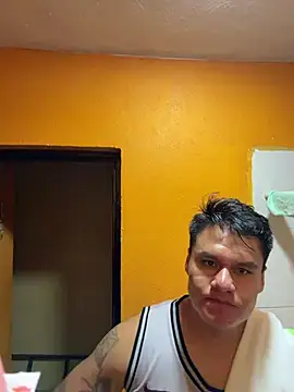 LatinoLeones online show from 07/14/26, 04:50