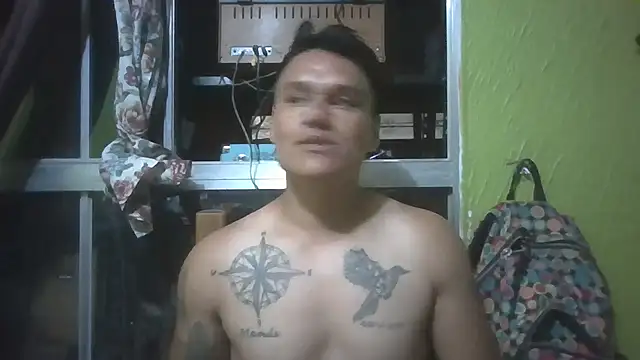LatinoLeones online show from 07/30/26, 03:49