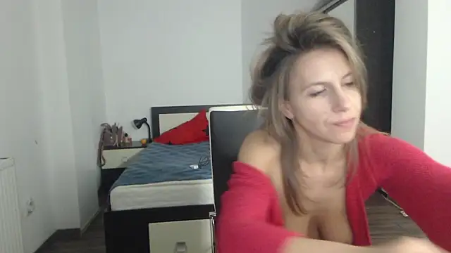 Snapshot of DedeSibel chatting on 02/27/25, 03:59 DedeSibel online show from 02/27/25, 03:59