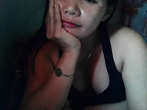 Snapshot of steffani_love chatting on 07/05/26, 04:30 steffani love online show from 07/05/26, 04:30