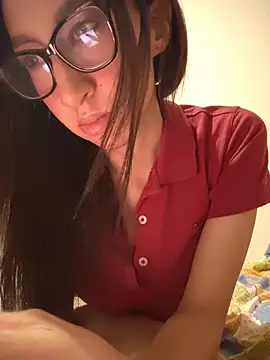Snapshot of Sara_lve1 chatting on 07/07/26, 02:47 Sara lve1 online show from 07/07/26, 02:47