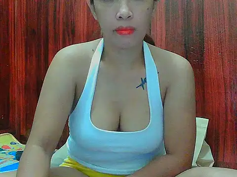 Snapshot of Hotamera chatting on 07/19/26, 02:32 Hotamera online show from 07/19/26, 02:32
