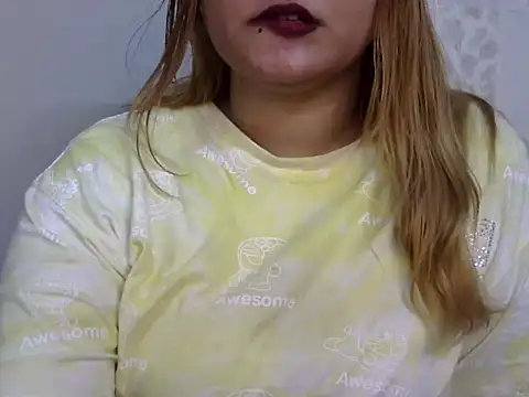 Snapshot of Sexyy_Sana chatting on 08/06/26, 03:25 Sexyy Sana online show from 08/06/26, 03:25