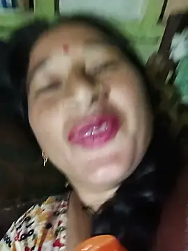 Snapshot of Sonakshi_sinha143 chatting on 07/20/26, 05:15 Sonakshi sinha143 online show from 07/20/26, 05:15