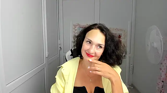 Snapshot of OliviaKateee chatting on 07/01/26, 12:07 OliviaKateee online show from 07/01/26, 12:07