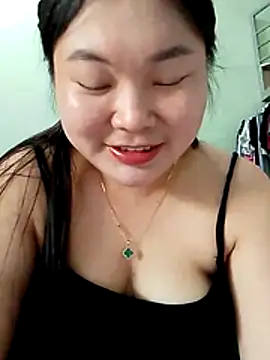 Snapshot of trangmy-love chatting on 06/23/26, 03:48 trangmy-love online show from 06/23/26, 03:48