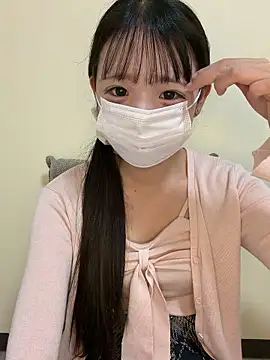 Snapshot of risa_____ chatting on 06/25/26, 10:42 risa online show from 06/25/26, 10:42