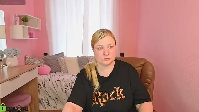 Snapshot of Ammy_Soon chatting on 07/08/26, 01:10 Ammy Soon online show from 07/08/26, 01:10