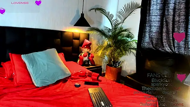 love amor  online show from 12/04/25, 03:54