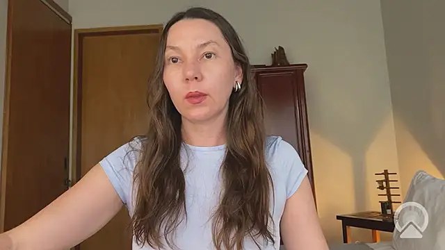 Snapshot of kittycat4you chatting on 10/31/25, 03:07 kittycat4you online show from 10/31/25, 03:07