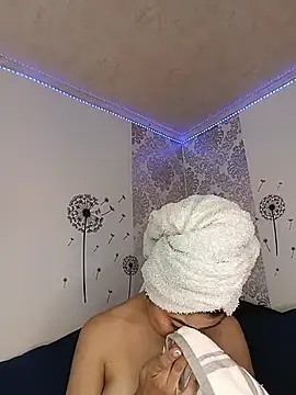 AylinLove  online show from 07/01/26, 07:02