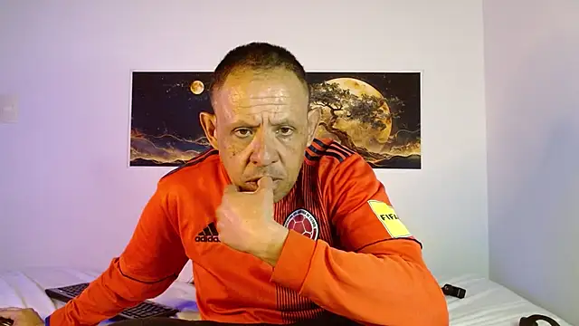 AlekNoir online show from 07/08/26, 01:10
