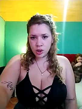 Snapshot of chula79 chatting on 07/18/26, 04:05 chula79 online show from 07/18/26, 04:05