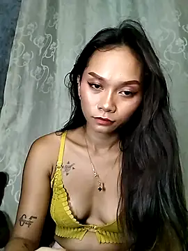 Snapshot of Cynthia_0025 chatting on 08/01/26, 03:11 Cynthia 0025 online show from 08/01/26, 03:11