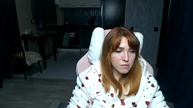 Reginasmilee online show from 10/25/25, 01:07