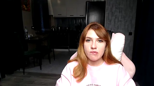 Reginasmilee online show from 11/06/25, 01:34