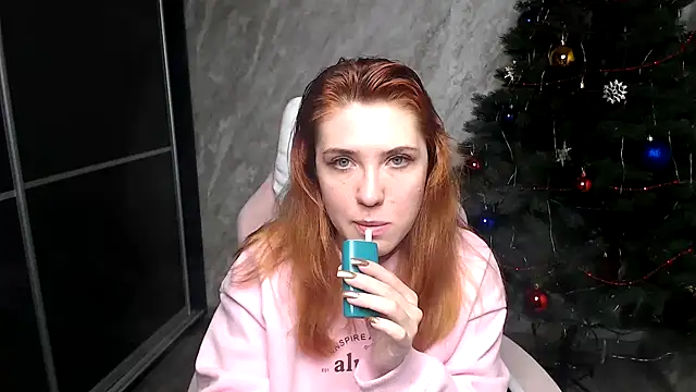 Reginasmilee online show from 12/16/25, 01:43