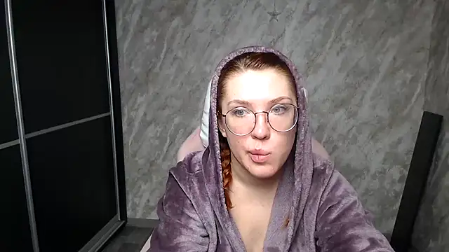 Reginasmilee online show from 02/16/26, 01:35