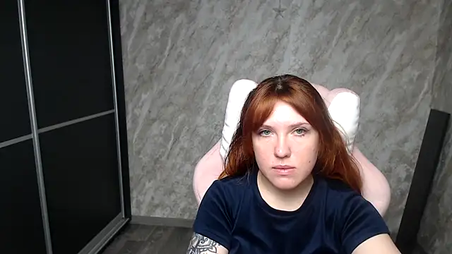 Reginasmilee online show from 02/19/26, 04:52