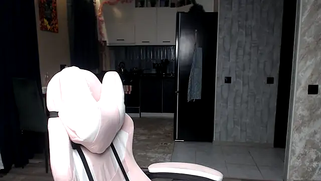 Reginasmilee online show from 03/18/26, 03:53