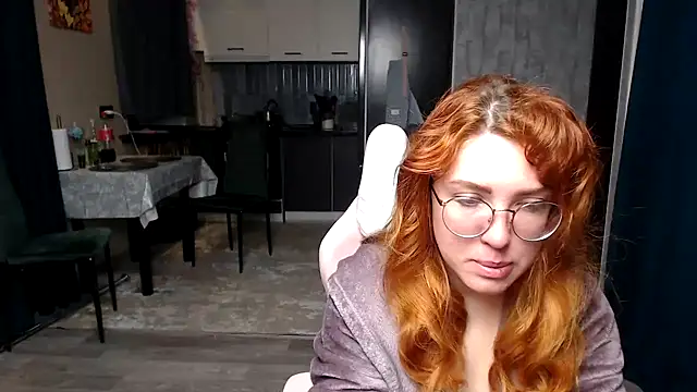 Reginasmilee online show from 04/19/26, 01:27