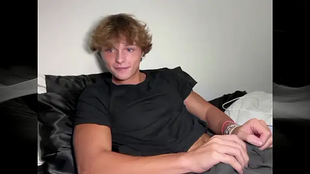 Snapshot of JackedVander chatting on 07/03/26, 02:40 JackedVander online show from 07/03/26, 02:40