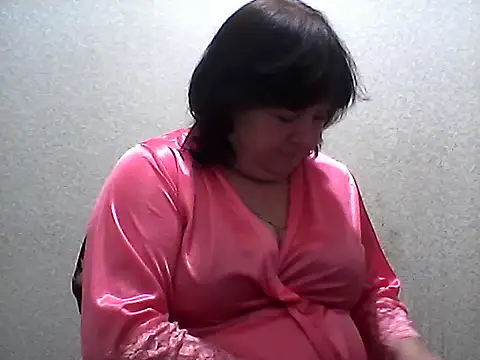 Snapshot of HannahAna39 chatting on 06/28/26, 04:46 HannahAna39 online show from 06/28/26, 04:46