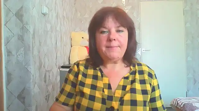 Snapshot of HannahAna39 chatting on 08/06/26, 06:26 HannahAna39 online show from 08/06/26, 06:26