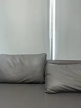 YY-1-1-1 online show from 07/14/26, 07:02