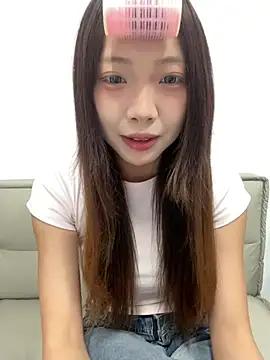 YY-1-1-1 online show from 07/28/26, 07:04