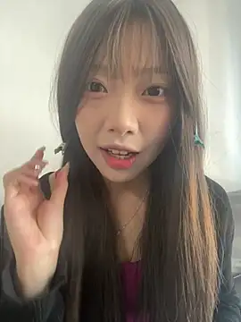 YY-1-1-1 online show from 08/04/26, 07:22