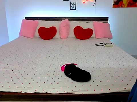 Sizzling Shanayaa online show from 07/03/26, 09:16