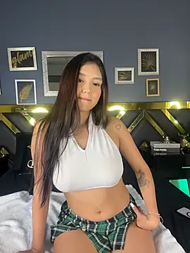 ChanelN5XXX online show from 06/24/26, 10:31