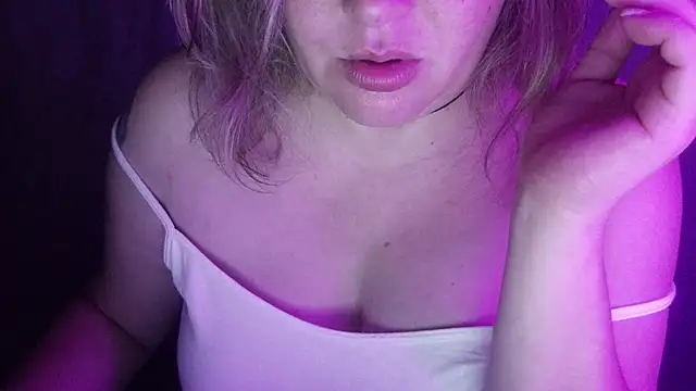 Snapshot of sexynipl chatting on 07/28/26, 10:20 sexynipl online show from 07/28/26, 10:20