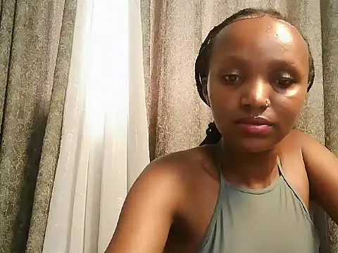 Snapshot of Cherrysexxi chatting on 07/28/26, 02:24 Cherrysexxi online show from 07/28/26, 02:24