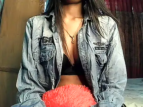 Siyaralove online show from 07/15/26, 02:28