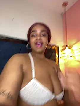 Ayla Noir online show from 07/23/26, 01:58