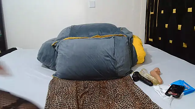Silky Bby online show from 07/10/26, 12:15